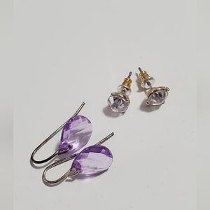 4/20 Light Purple Crystal Teardrop and Silver stud Earrings.🌴